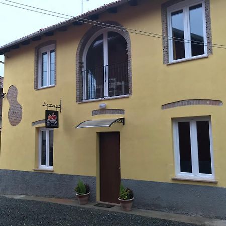 Il Fienile B&B Stazzano エクステリア 写真